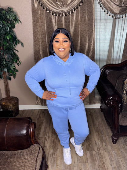 Powder Blue Fleece Pullover Sweatsuit (Kurvy)